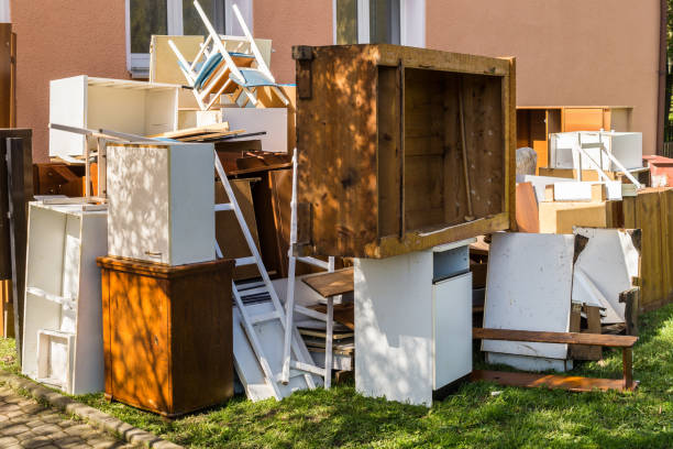 Best Attic Cleanout  in Acushnet Center, MA
